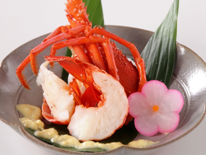 伊勢海老の冷製タルタルソース