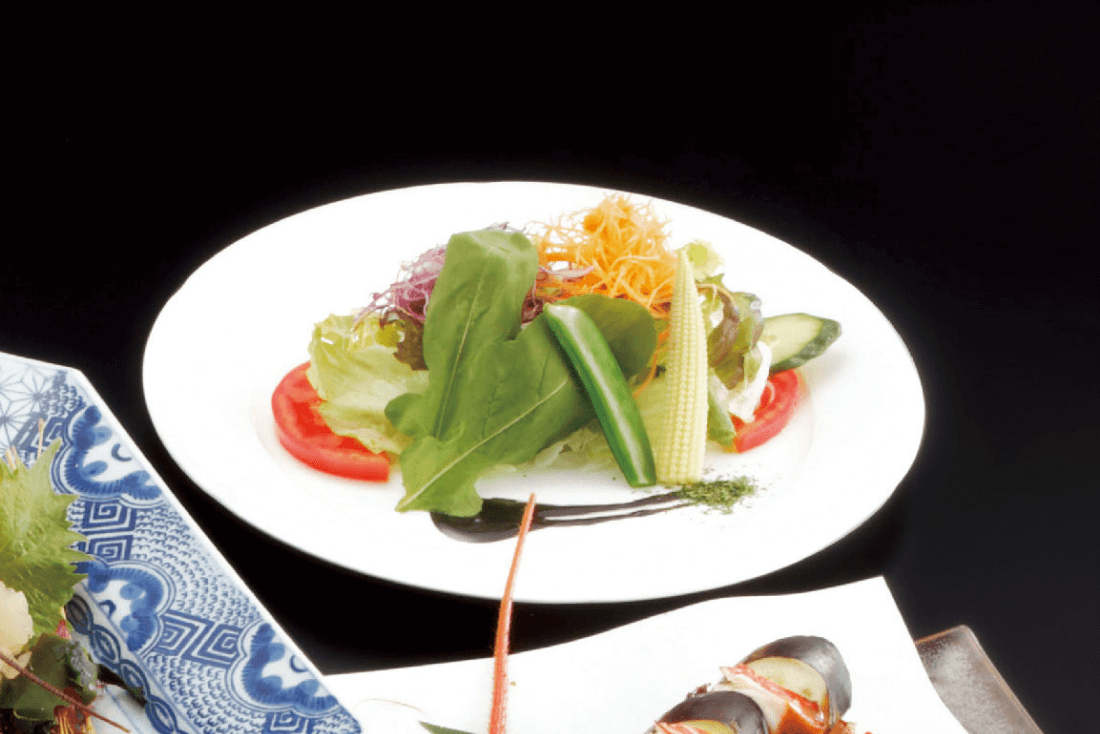 4　彩り新鮮野菜サラダ