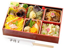 季節弁当　花車